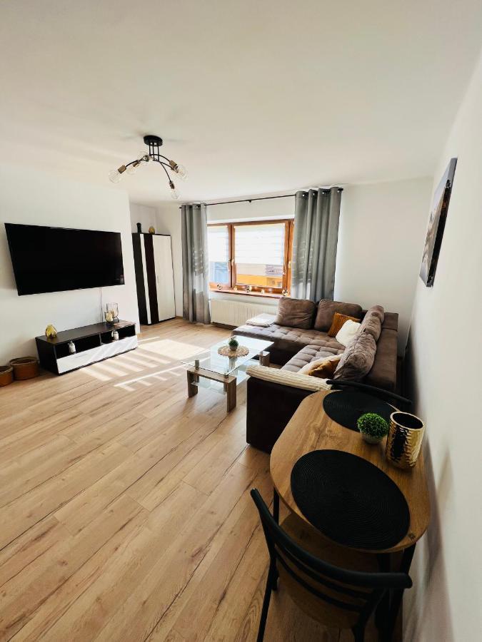 Apartamento Apartament Kolejowa 7 Nowy Targ Exterior foto